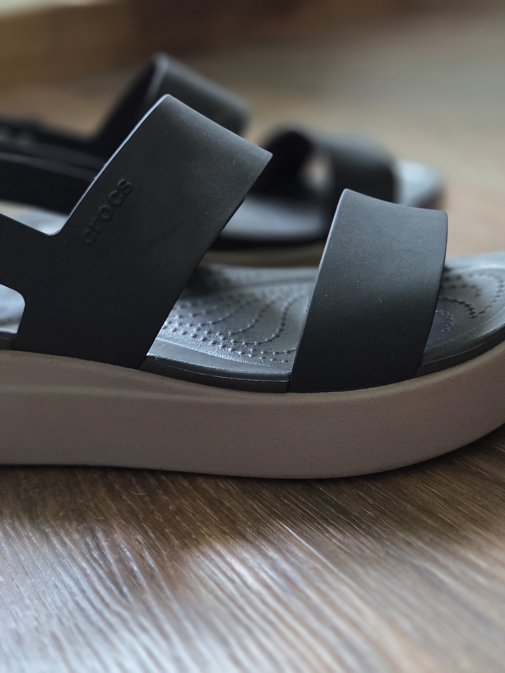 Women’s Black Platform Crocs Sandals - Picture 2 of 4